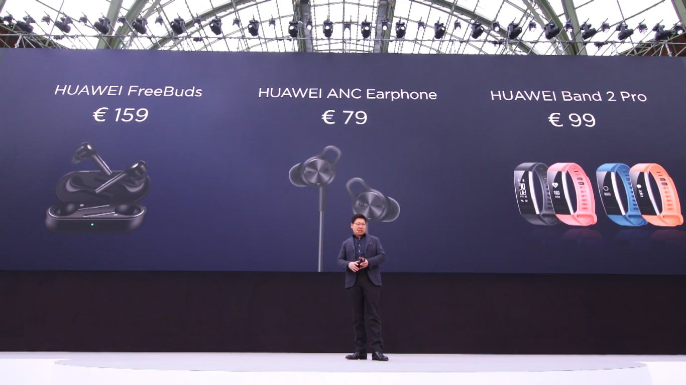 Сегодня производитель объявил, что беспроводные наушники Huawei FreeBuds будут стоить 159 евро , наушники с активным шумоподавлением Huawei стоят 79 евро , а оголовье Huawei Band 2 Pro - 99 евро